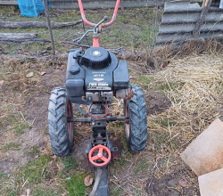 Motoutilaj de baza Robix Rekord 250T